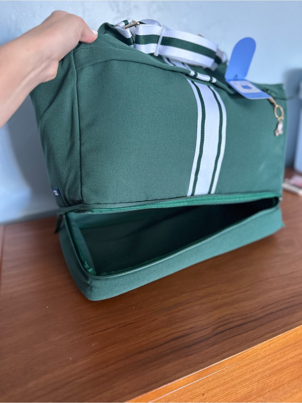 Hooray House Pet Carrier - Picture 6 of 8